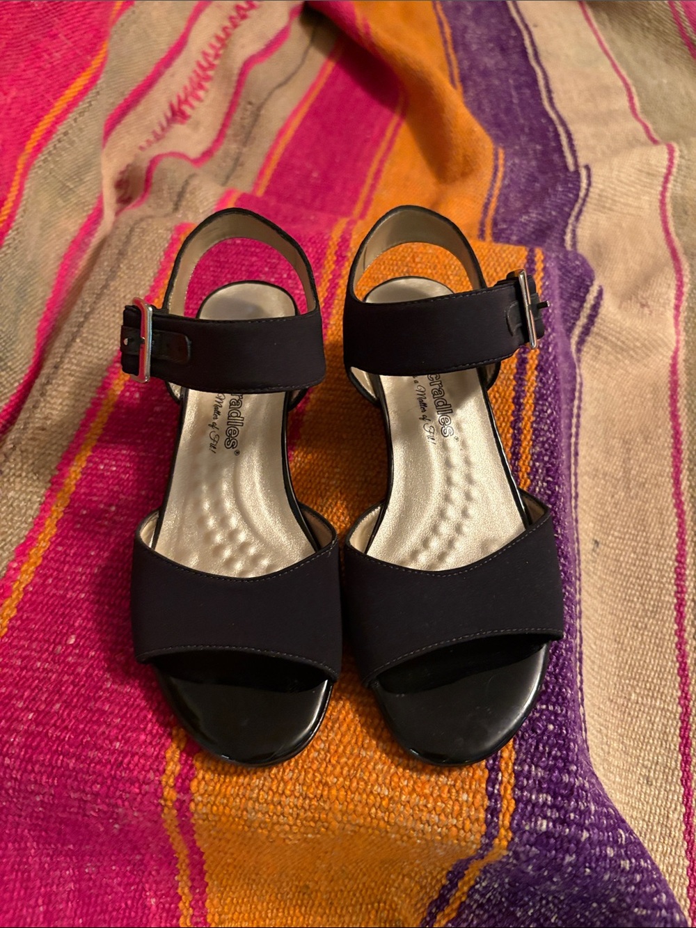 Walking Cradles Black Open-Toe Comfort Sandals with Ankle Strap
